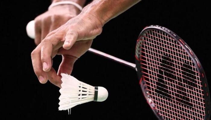 Menguasai Teknik Dasar Badminton: Kunci Permainan Efektif dan Aman