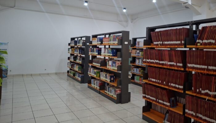 Perpustakaan Kampus Perkuat Akses Ilmu dan Fasilitas Belajar untuk Mahasiswa