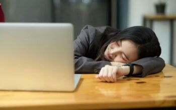 Sering Merasa Capek! Terapkan 5 Kebiasaan Sehari-hari agar Hidup Lebih Ringan