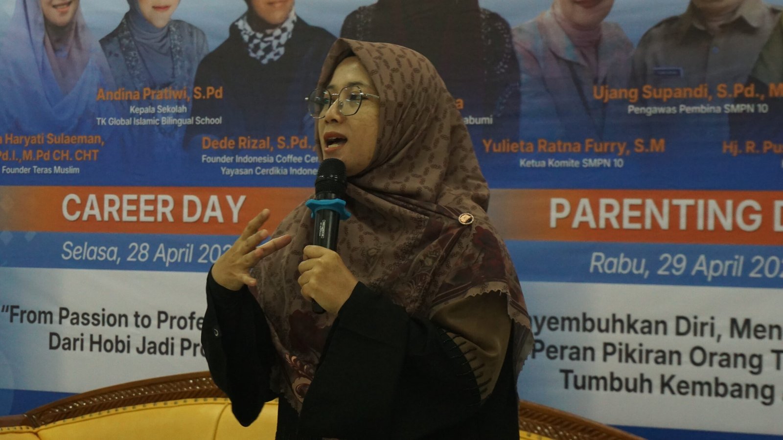 Parenting Day SMPN 10 Sukabumi: Saat Orang Tua Belajar Menguatkan Anak | Doc. Istimewa