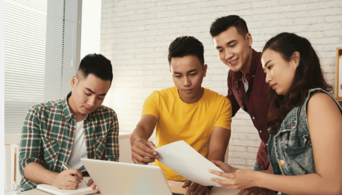 Kuliah Belum Selesai, Tapi Karier Sudah Mulai Disiapkan