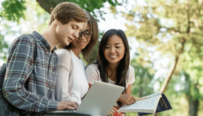 Gak Mau Salah Pilih Kampus? Perhatikan Ini