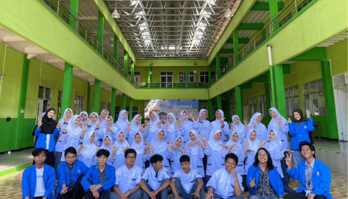 Belajar Demokrasi dengan Cara Seru, Siswa SMK Antusias Ikuti Dialogue-Based School