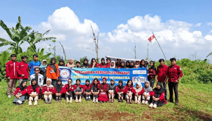 Edukasi Efisiensi Biaya dan Pelaporan Dana Lewat Aksi Peduli Lingkungan