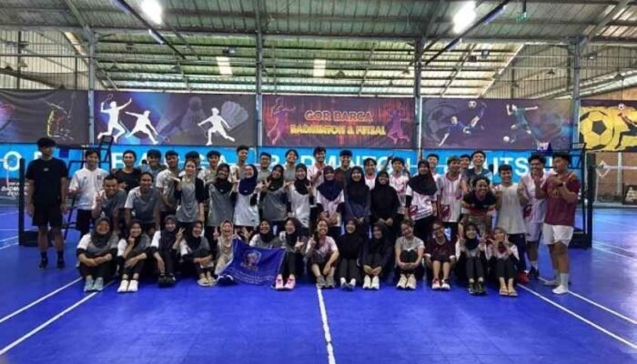 UKM Bulutangkis UBSI Sukabumi Hadirkan Latihan Gabungan Kompetitif dan Penuh Semangat