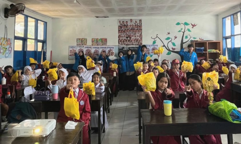 Belajar Wawasan Nusantara dengan Cara Digital, Siswa SD Antusias Ikuti PKM | Doc. Istimewa