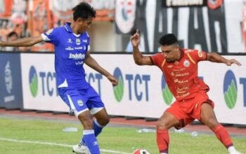 Drama Comeback Persib: Hajar Persija 2-1, Kian Kokoh di Puncak Klasemen