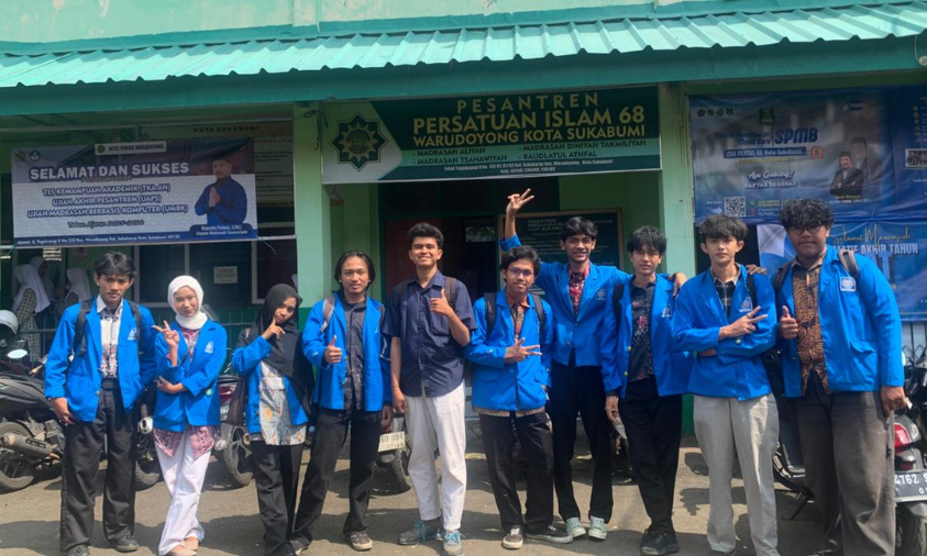 Kegiatan pengabdian kepada masyarakat mahasiswa UBSI Sukabumi.