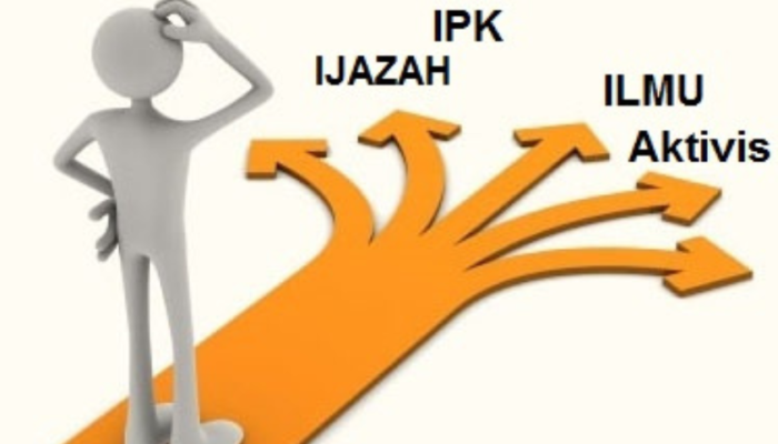 Mana yang Lebih Penting, IPK Tinggi atau Pengalaman Organisasi bagi Mahasiswa?