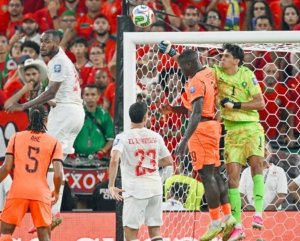 Maroko Belanda Adu Penalti