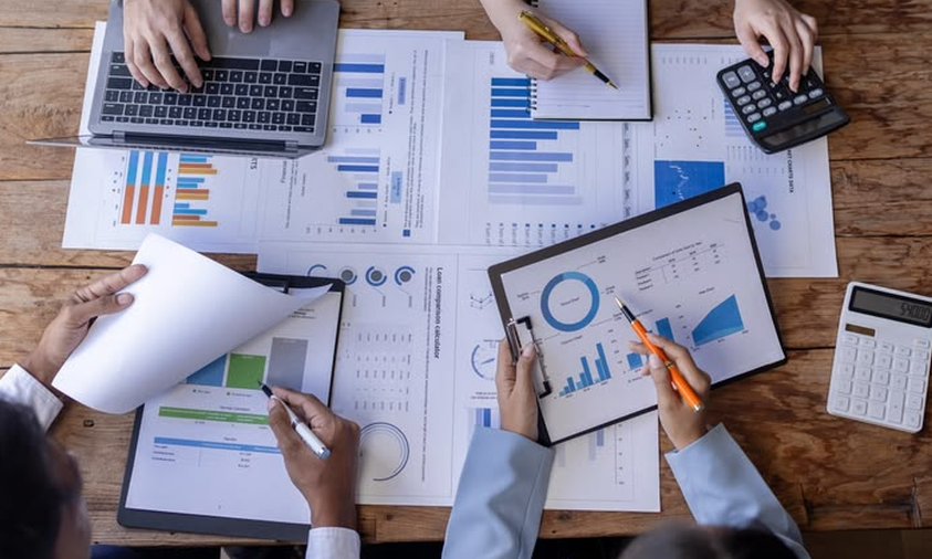 Strategi FOMO dalam Bisnis, Untung atau Merugikan?