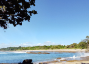 Pantai Ombak Tujuh di kawasan Ujung Genteng Sukabumi.
