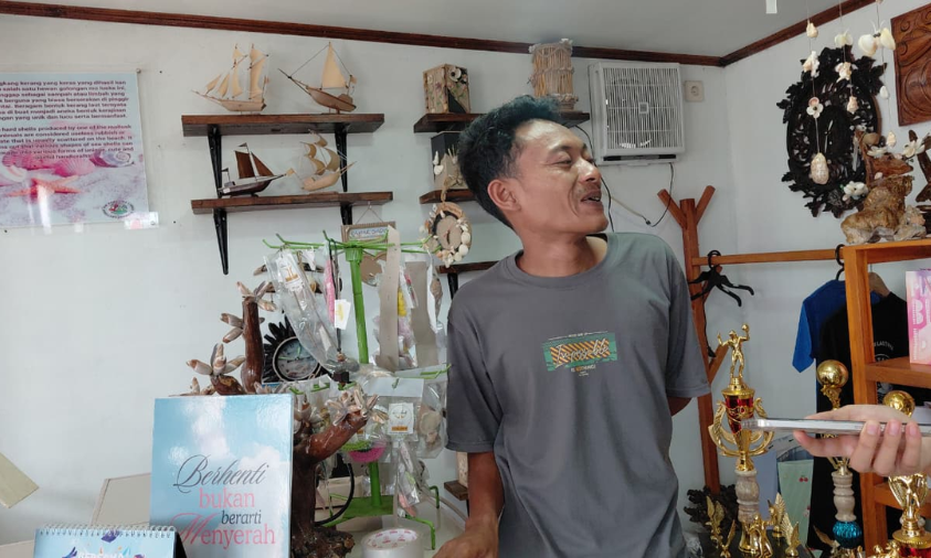 IKM Ujunggenteng Manfaatkan Limbah Pesisir