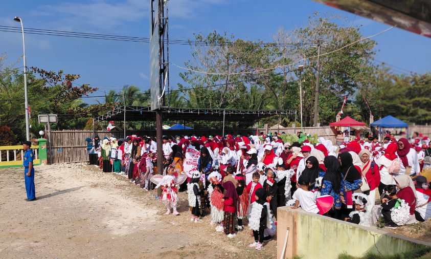 Perayaan Kemerdekaan di Ujunggenteng Berlangsung Meriah