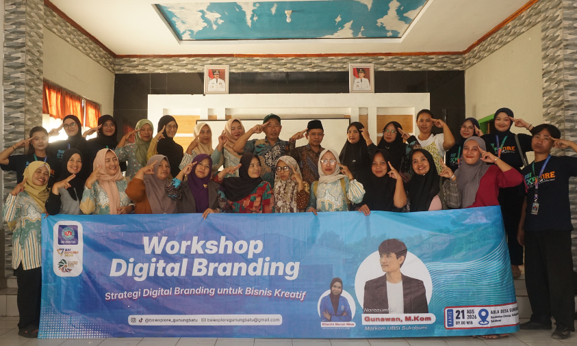 Workshop Digital Branding! Dorong Warga Gunungbatu Kembangkan Potensi Desa