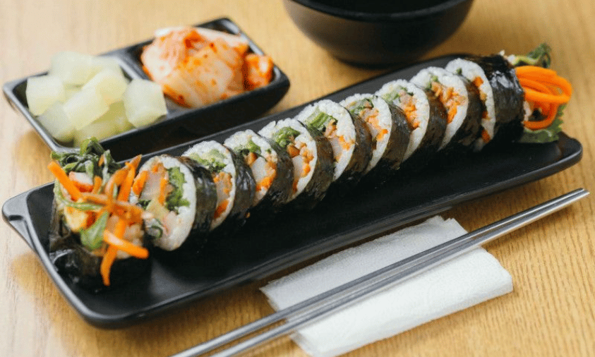 Kimbap Korea, Nasi Gulung yang Lezat dengan Isian Beragam