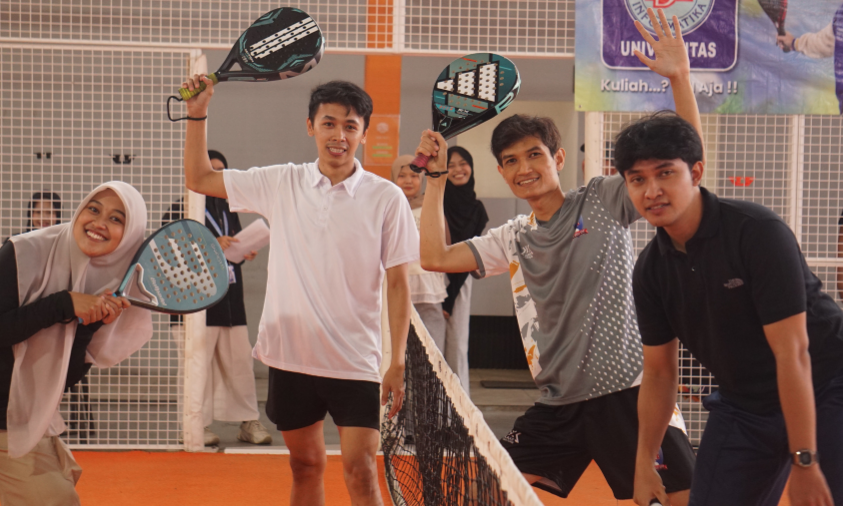 Alumni Padel Day Pererat Silaturahmi