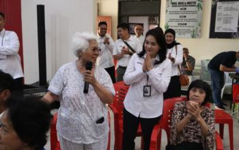 HUT Ke-26 PLN Icon Plus Berbagi untuk Lansia Panti Werdha Theodora Makassar | Sumber: Dok. Istimewa