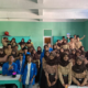 Mahasiswa UBSI Sukabumi Menyampaikan Materi Edukasi Kecemasan Sosial kepada Siswa | Sumber: Dok. Istimewa