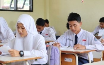 Revitalisasi Sekolah