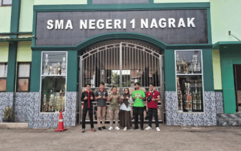 Siswa SMAN 1 Nagrak Didorong Siapkan Kuliah lewat Sosialisasi Beasiswa | Doc. Istimewa