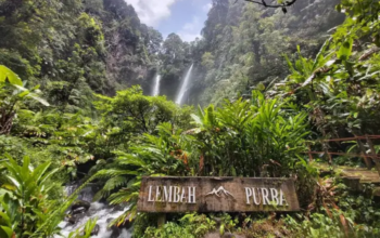 Wisata Lembah Purba Sukabumi, Jelajahi Jembatan Gantung dan Curug