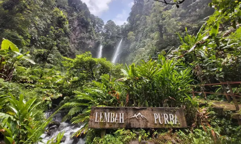 Wisata Lembah Purba Sukabumi, Jelajahi Jembatan Gantung dan Curug